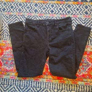 AEO Black High Rise Jegging